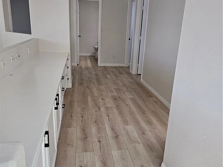 4206 Vahan Ct — Photo 11