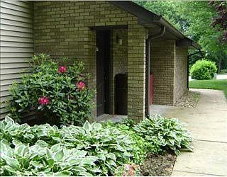2nd image of 318 Satinwood Ln