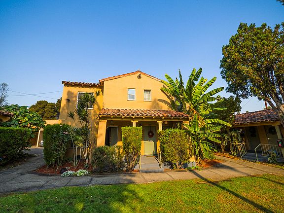 4th image of 5225 De Longpre Ave #42-5229