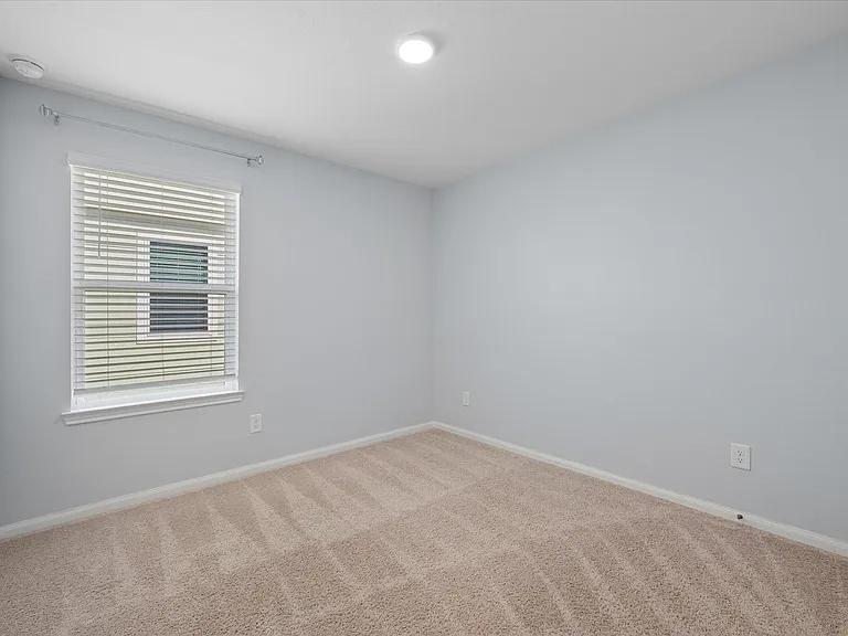 2546 Steelhead Dr — Photo 17