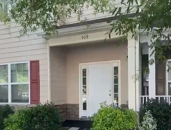 2nd image of 509 Creel Ln #509