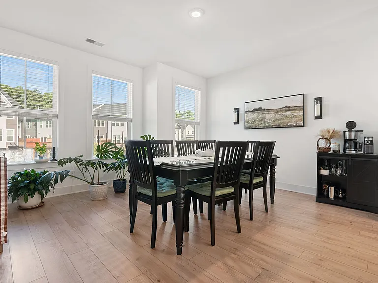 2115 Opulent Oaks Ln — Photo 8