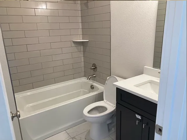 2402 49th Avenue Ct — Photo 9
