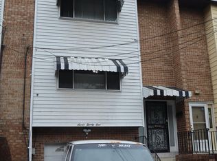 721 Bonini Rd SE, Washington, DC 20032