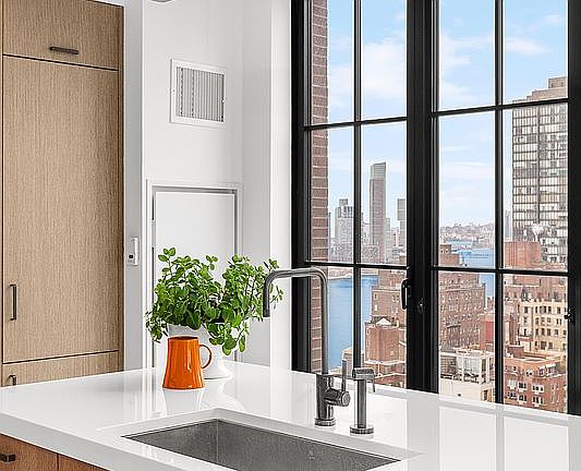 5th image of 959 1st Ave APT 21H