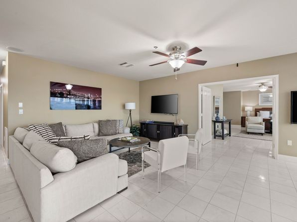 3575 Lone Star Cir STE 607, Fort Worth, TX 76177