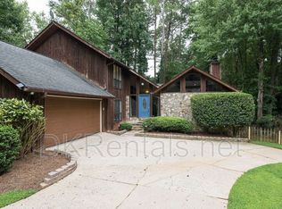 1125 Trailmore Dr, Roswell, GA 30076