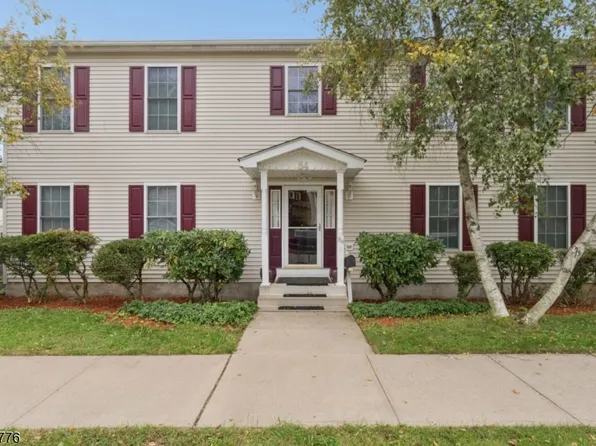 84 Beech St, Dover Town, NJ 07801