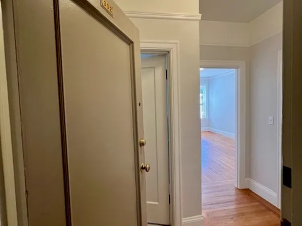 745 Fillmore St #302, San Francisco, CA 94117