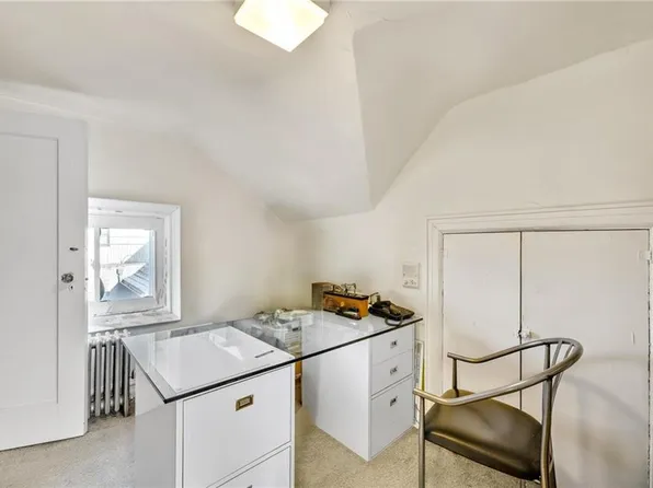 2114 Avenue N image 19 of 24