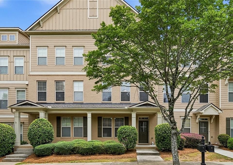 1st image of 798 Village Field Ct