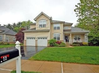 6 Colts Ln, Flemington, NJ 08822