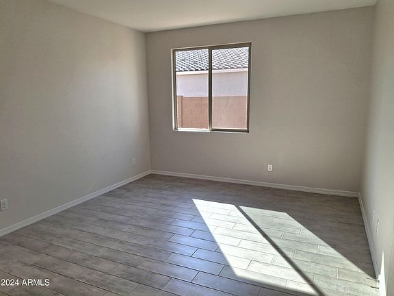 4th image of 17765 W BLUE SKY Drive