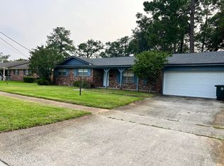8738 Brierwood Rd, Jacksonville, FL 32217