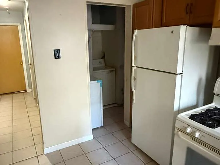 287 Summit Ave — Photo 9