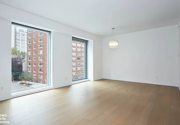 4th image of 180 Avenue Of The Amer Unit 3C
