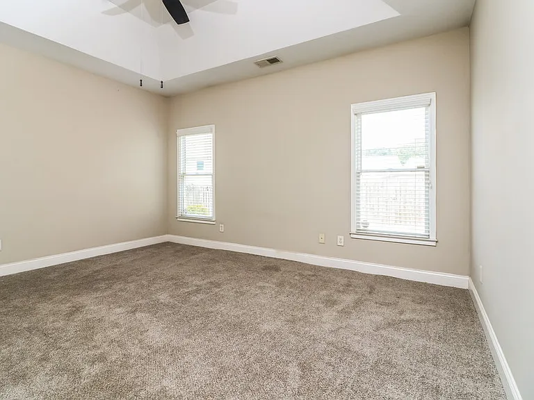 49 Celtic Ct — Photo 12