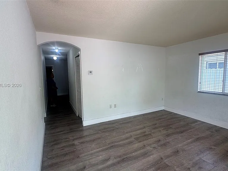 5680 NW 23rd Ave — Photo 4