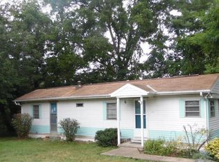116 1/2 Houston St, Lexington, VA 24450