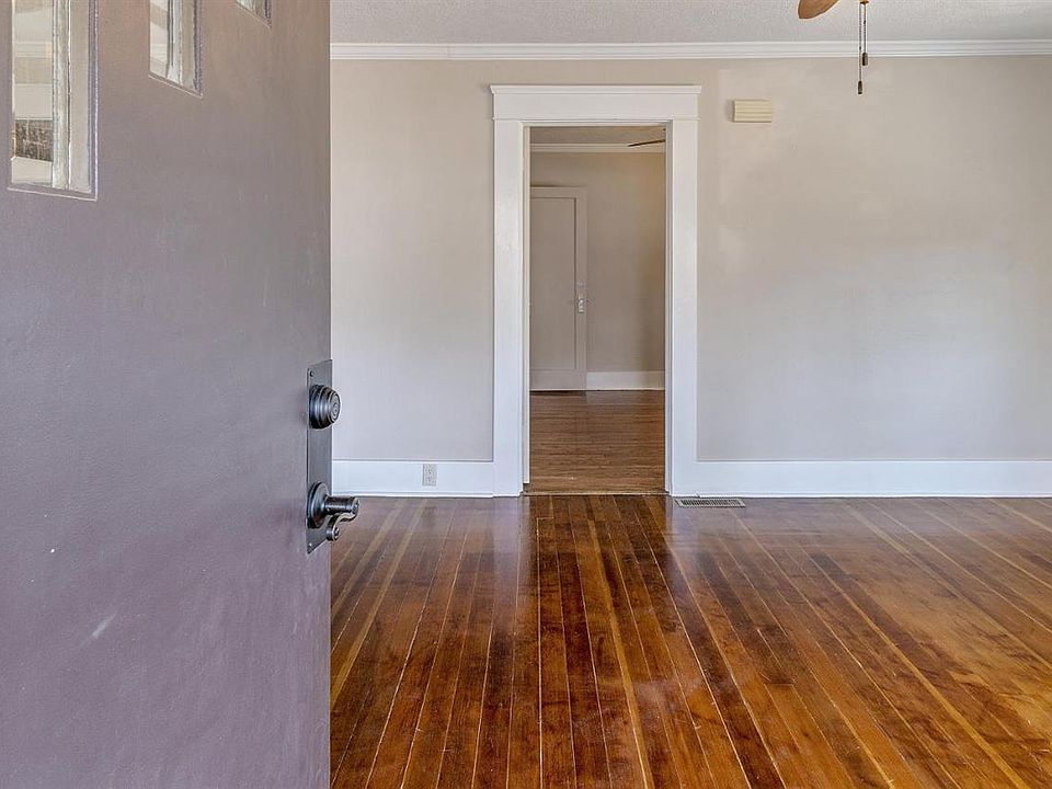 1st image of 23 S Hutchins St