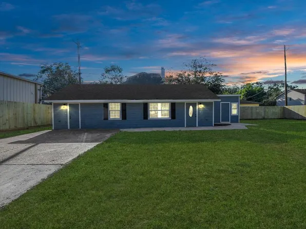 4911 Donald Street, Seabrook, TX 77586