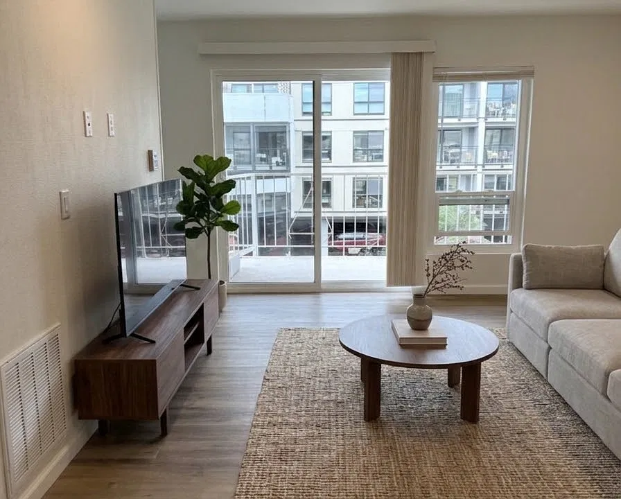 6421 Lake Washington Blvd NE #303
