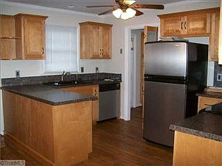 2nd image of 3309 Martin Ave