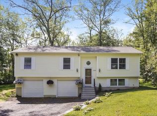 262 Love Ln, Coventry, CT 06238