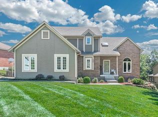 409 NW Tennyson Pl, Lees Summit, MO 64081