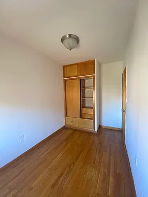 Rented by Waverly Realty Associates | media 10