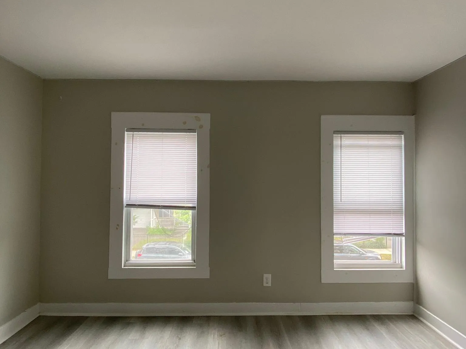 247 Munson St — Photo 4