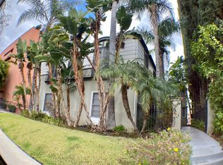 148 S Maple Dr APT D, Beverly Hills, CA 90212