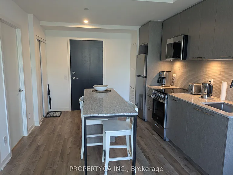 1808 Saint Clair Ave W #1005 — Photo 21
