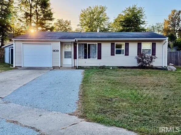 609 Briar Ct, Kokomo, IN 46901