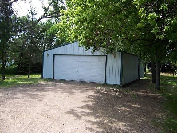 2 stall Garage