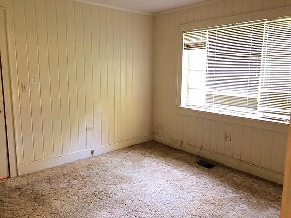 5th image of 89 Saint Charles Ave #113
