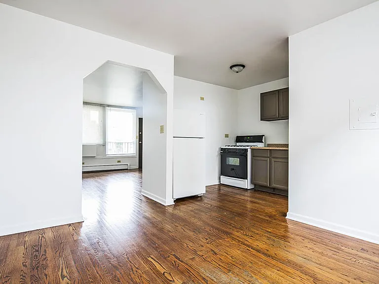 6832 S Crandon — Photo 40