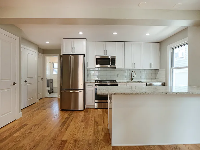 349 Mount Pleasant Avenue — Photo 7