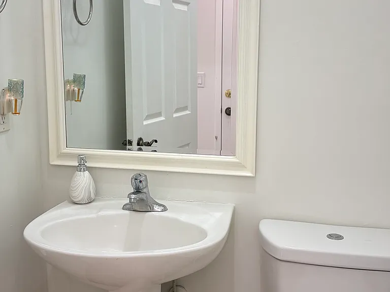 2316 SE 24th Ave — Photo 7
