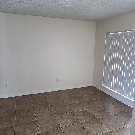 4326 Aqua Vista Dr #10-E — Photo 5