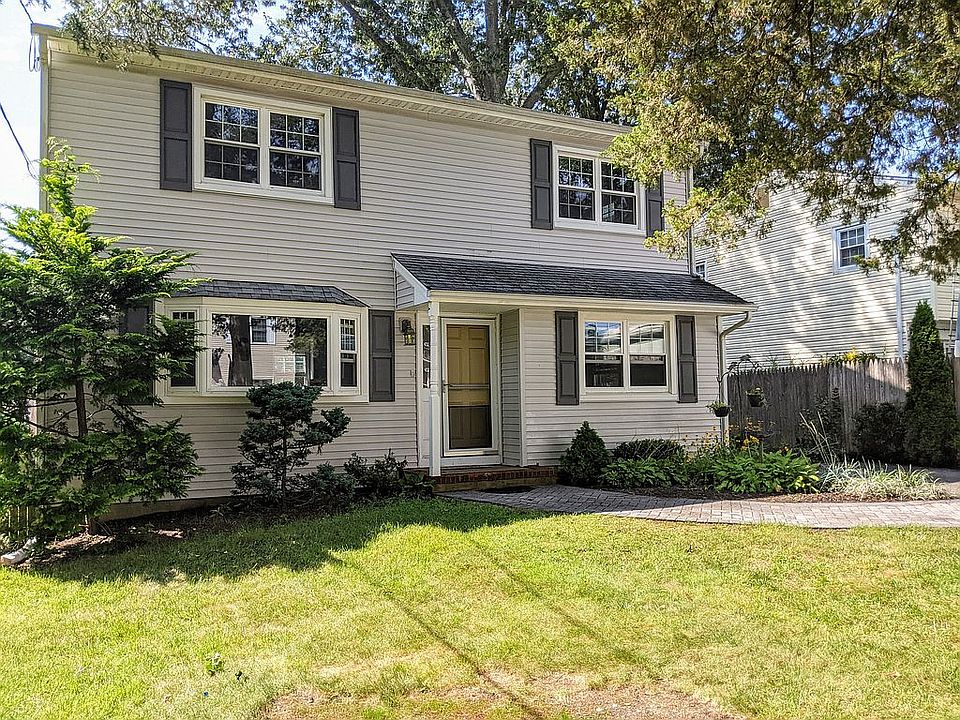 1st image of 205 Marom Dr