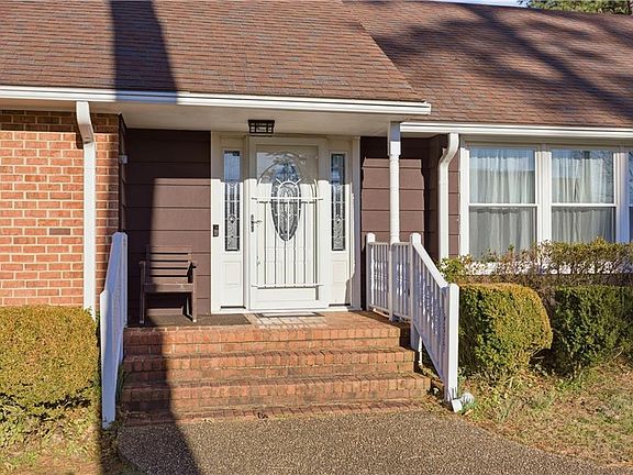 2nd image of 1328 River Rd