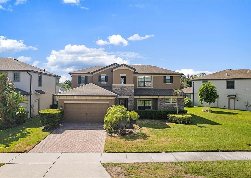 1st image of 743 WELLINGTON COURT