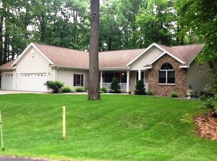 2280 Hidden Cove Ln, Mosinee, WI 54455