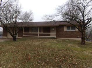 101 Creekside Dr, Collinsville, IL 62234