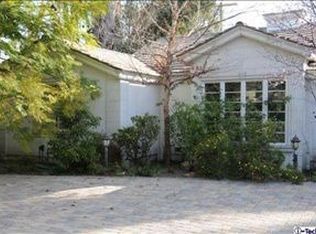 4714 Cahuenga Blvd, North Hollywood, CA 91602