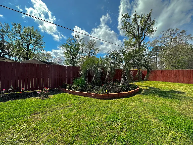423 Lake Worth Dr — Photo 13