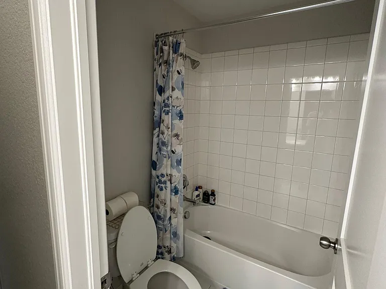524 W 174th Pl — Photo 12