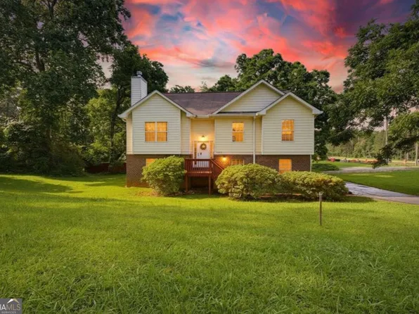 3405 Ravenswood Dr, Atlanta, GA 30349