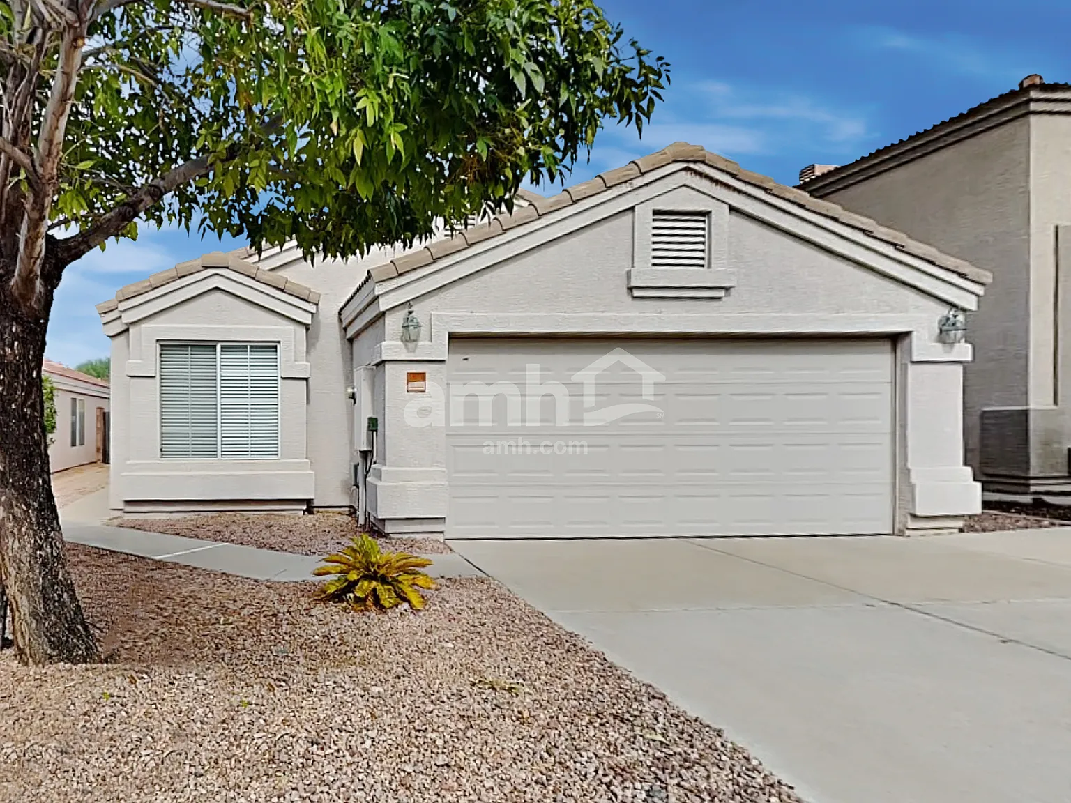 3 bed, 2.0 bath, 1536 sqft, $1,985 — Photo 1